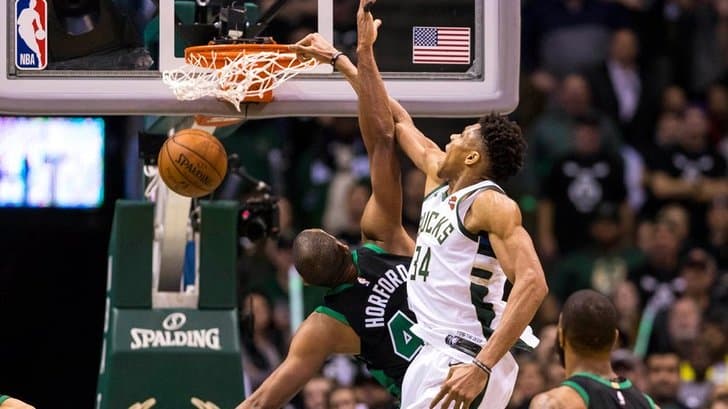 NBA: Έτοιμοι να προχωρήσουν Σίξερς και Γουόριορς, μάχη στη Βοστώνη