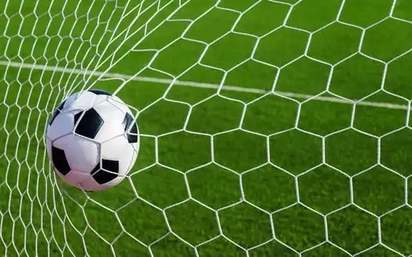 Είχε… άστρο ο Valent*** και τα τσέπωσε