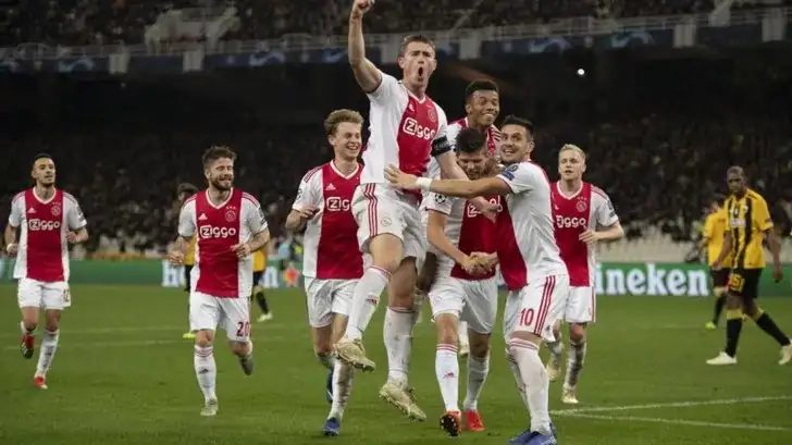 Champions League με ειδική προσφορά* και ενισχυμένες αποδόσεις