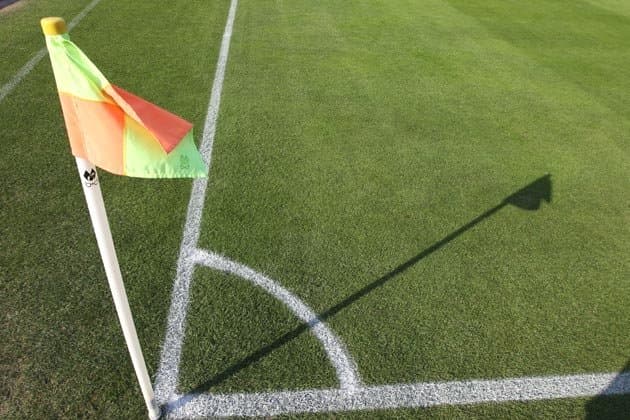 Ταμείο και με κόρνερ