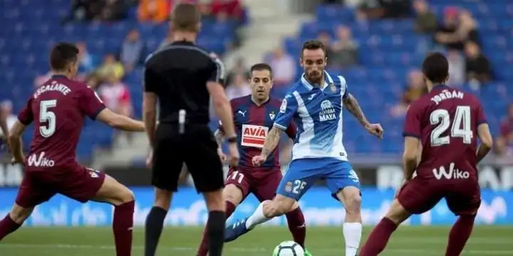 Έιμπαρ – Εσπανιόλ: Στο Ιπουρούα δεν αστειεύεται…