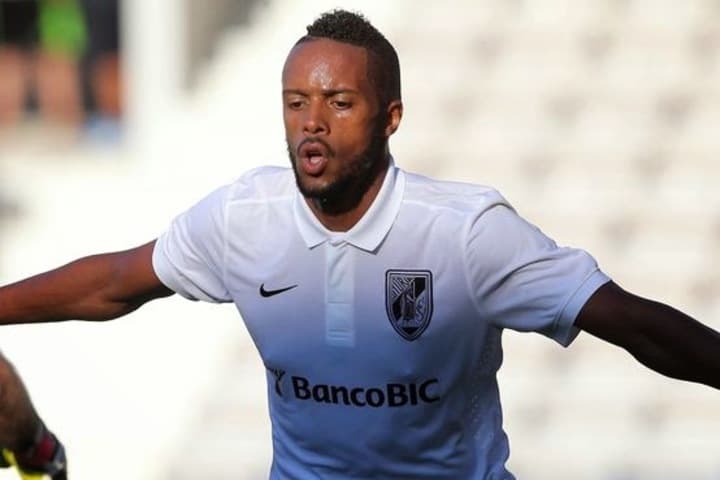 Δυνατή έδρα η Γκιμαράες