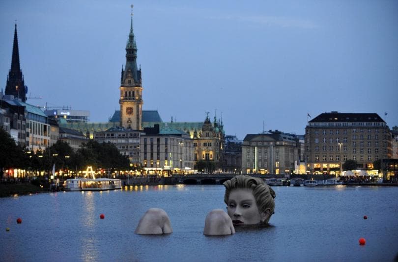 Ωραίο το Αμβούργο, ειδικά όταν πληρώνει