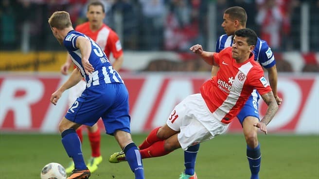 Χέρτα – Μάιντς: ‘Kαίγονται’ οι φιλοξενούμενοι