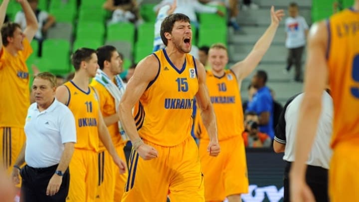 Στους 16 και… βλέπουμε