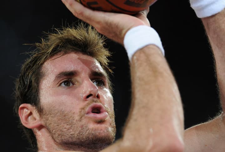 Είσαι κωλόπαιδο ρε Ρούντι