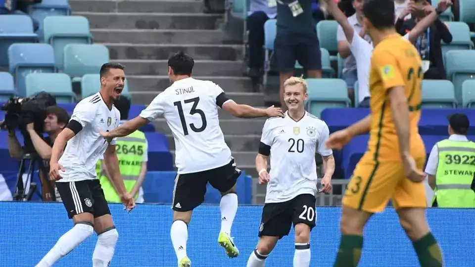 topshot fbl confed cup match aus ger fdb d e  bacb