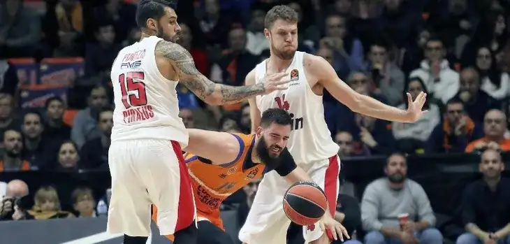 Διπλό στη Βαλένθια και τώρα… Μπαρτζώκας!