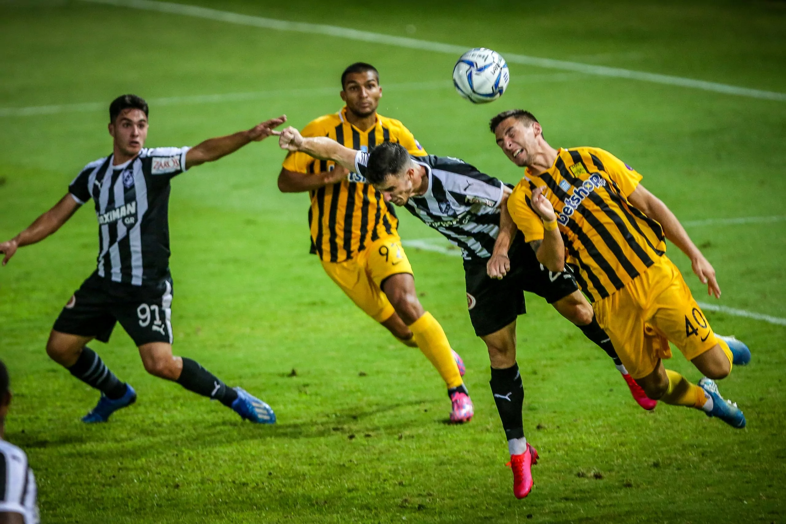 Κλειστό παιχνίδι στο Αγρίνιο, με ψυχολογία ο Άρης