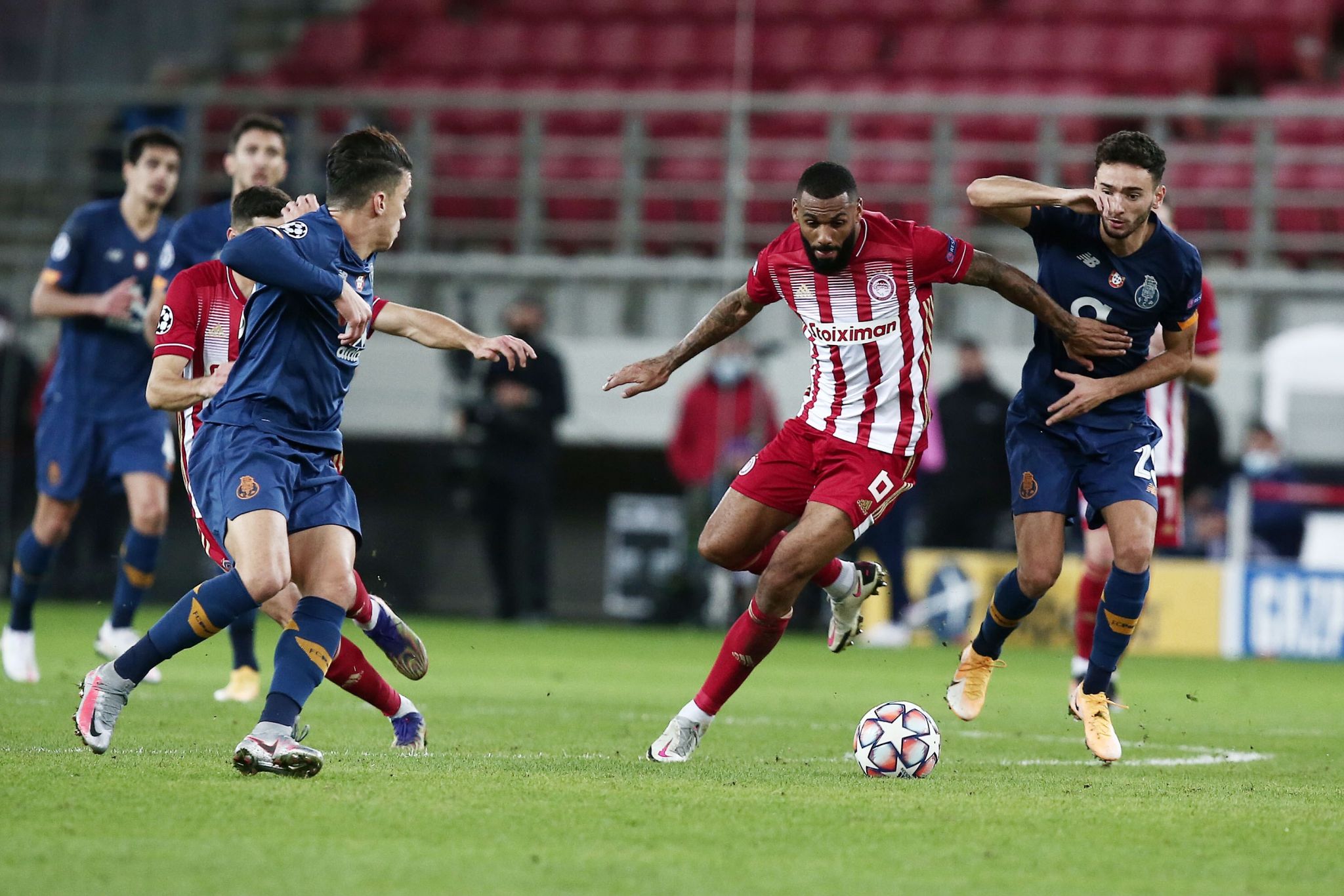 Πρόκριση στη φάση των ομίλων για Ολυμπιακό και ΠΑΟΚ