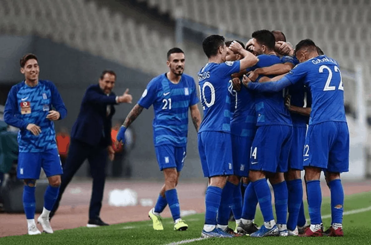 Νίκη για να μείνει σε τροχιά πρόκρισης