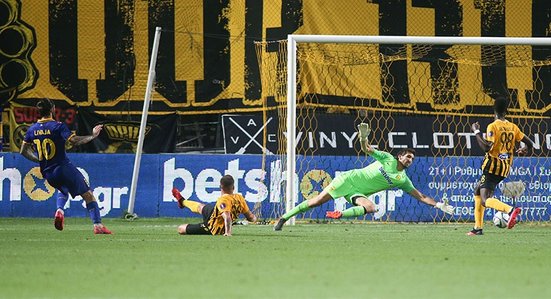 Τριάδα με πολλά γκολ από την Super League