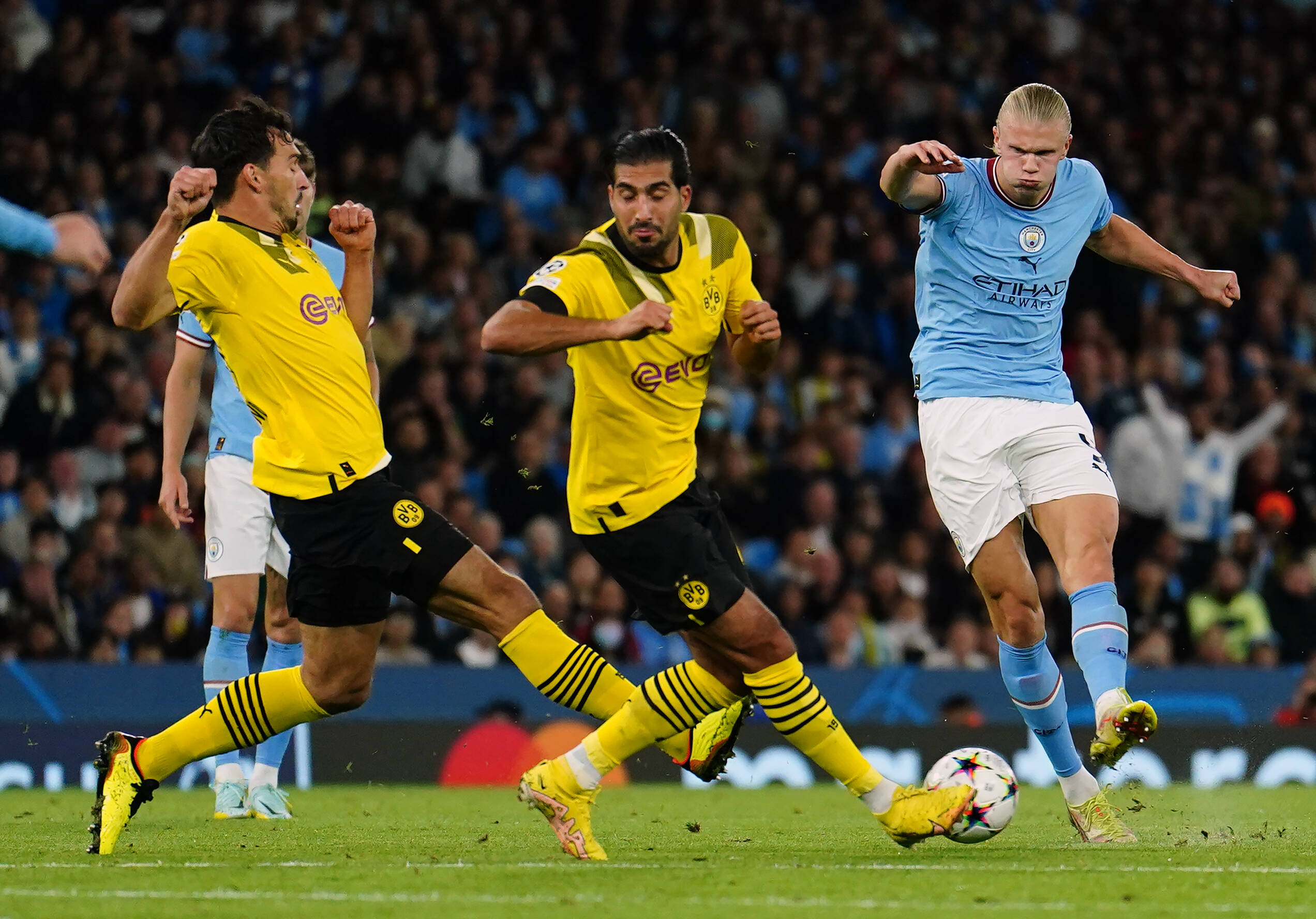 Μαγνητίζει ο Χάαλαντ που θα παίξει εναντίον της Ντόρτμουντ