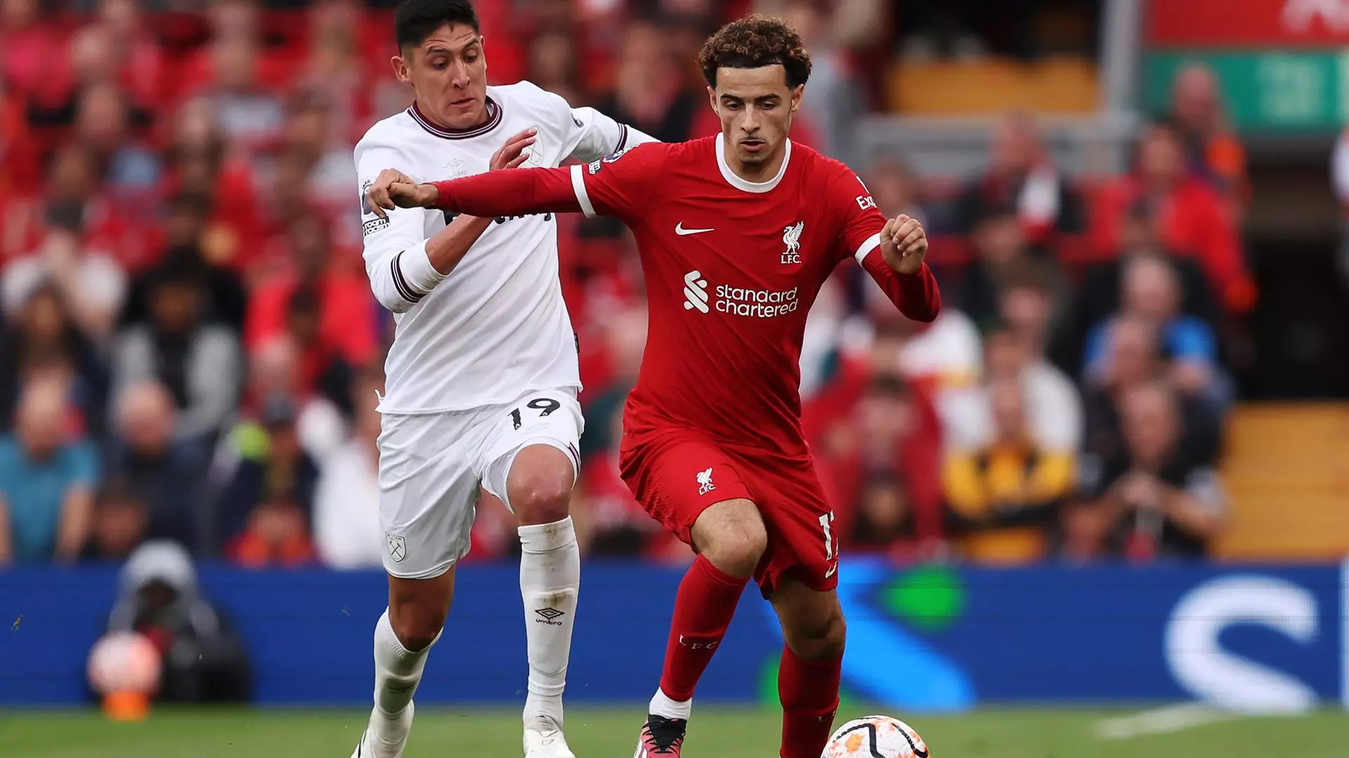 Στο Λιγκ καπ Αγγλίας και στη Bundesliga το ενδιαφέρον