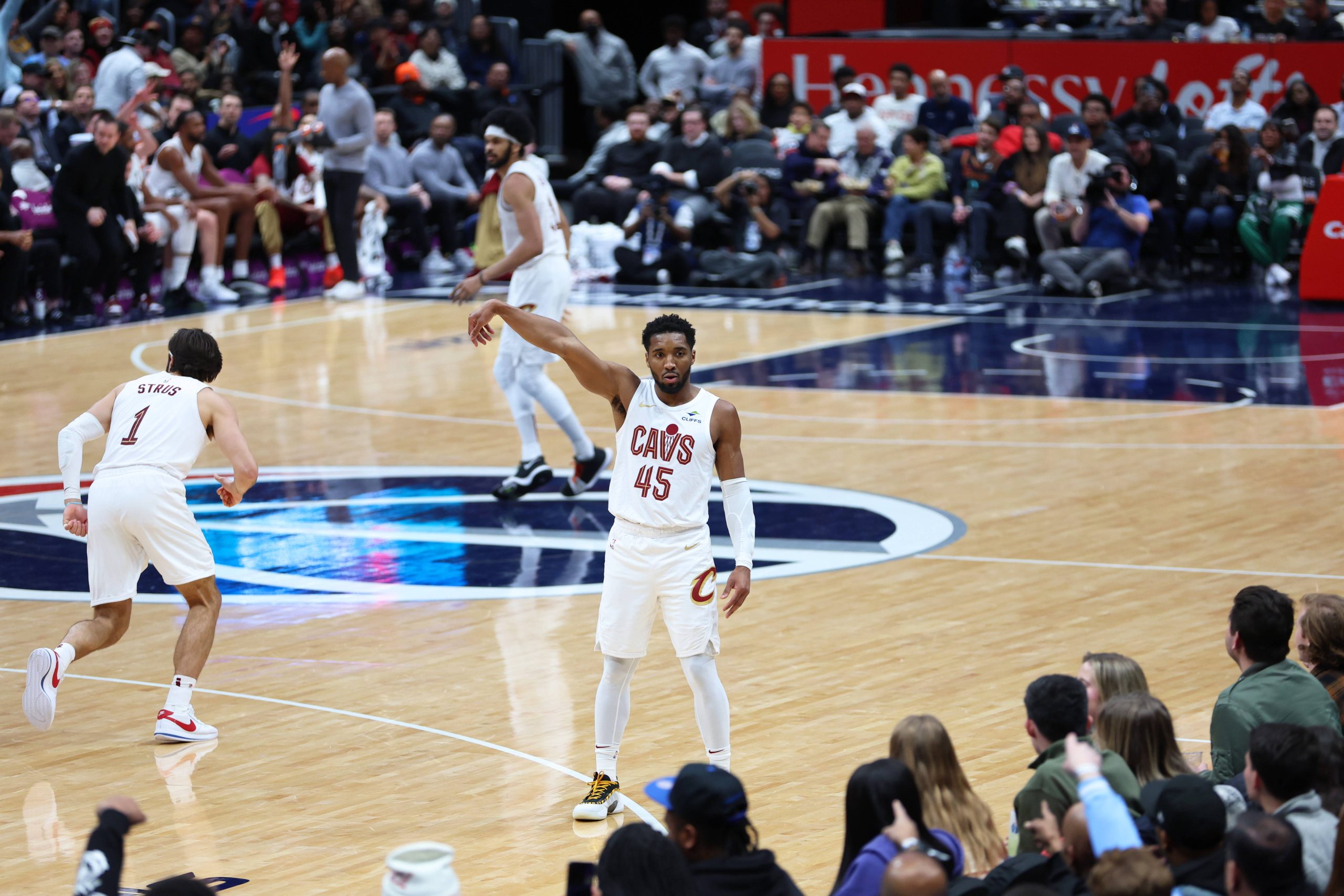 Σπουδαία ντέρμπι στο NBA