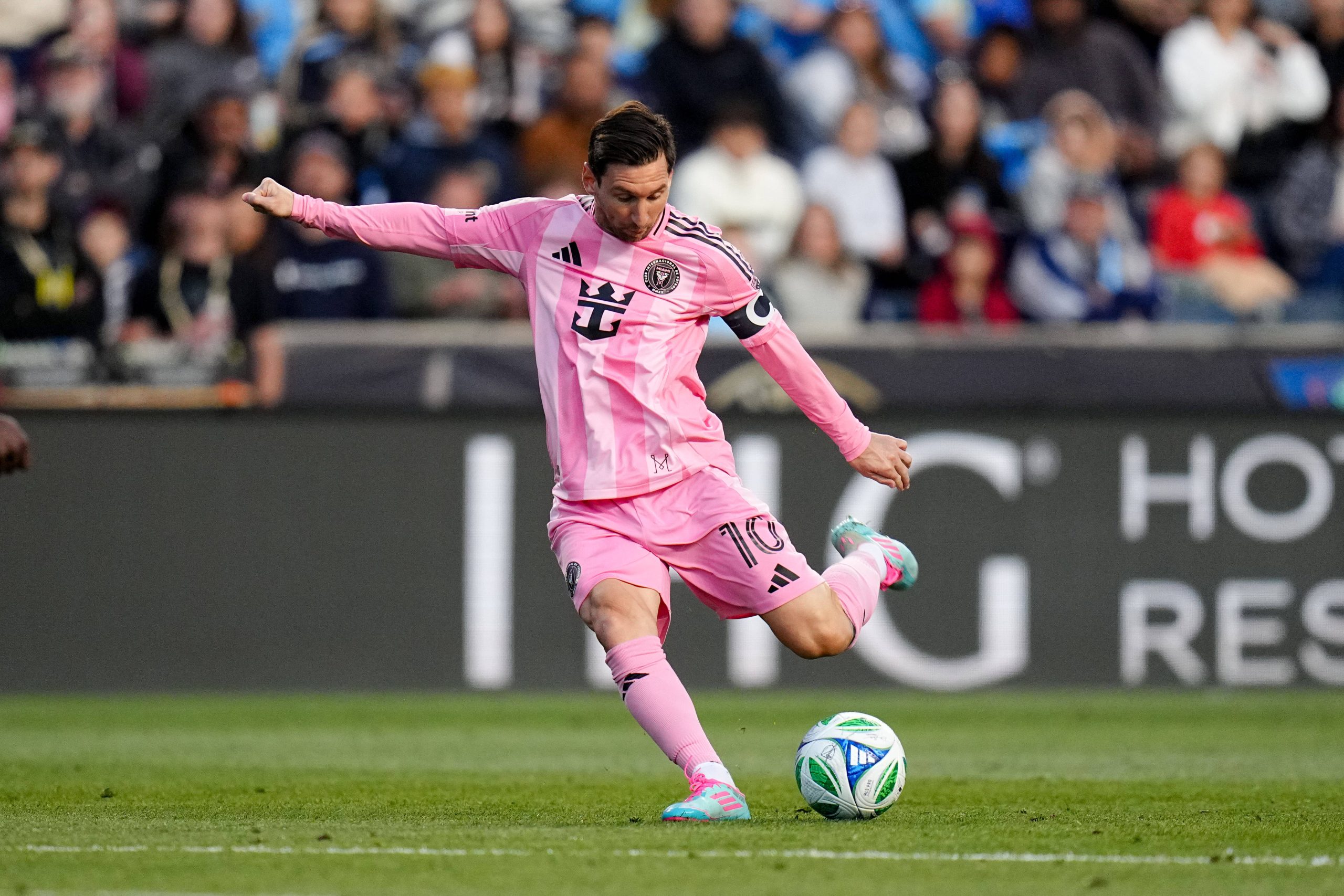 Πρεμιέρα στο Παγκόσμιο Κύπελλο Συλλόγων