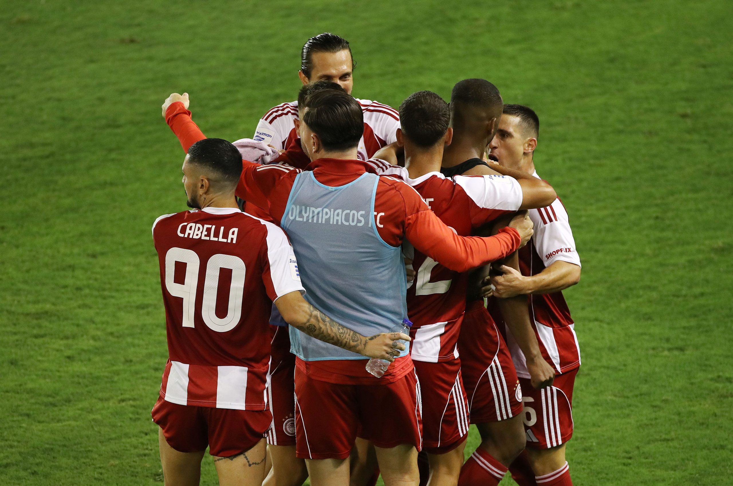 Εντός έδρας μάχονται Ολυμπιακός και Άρης