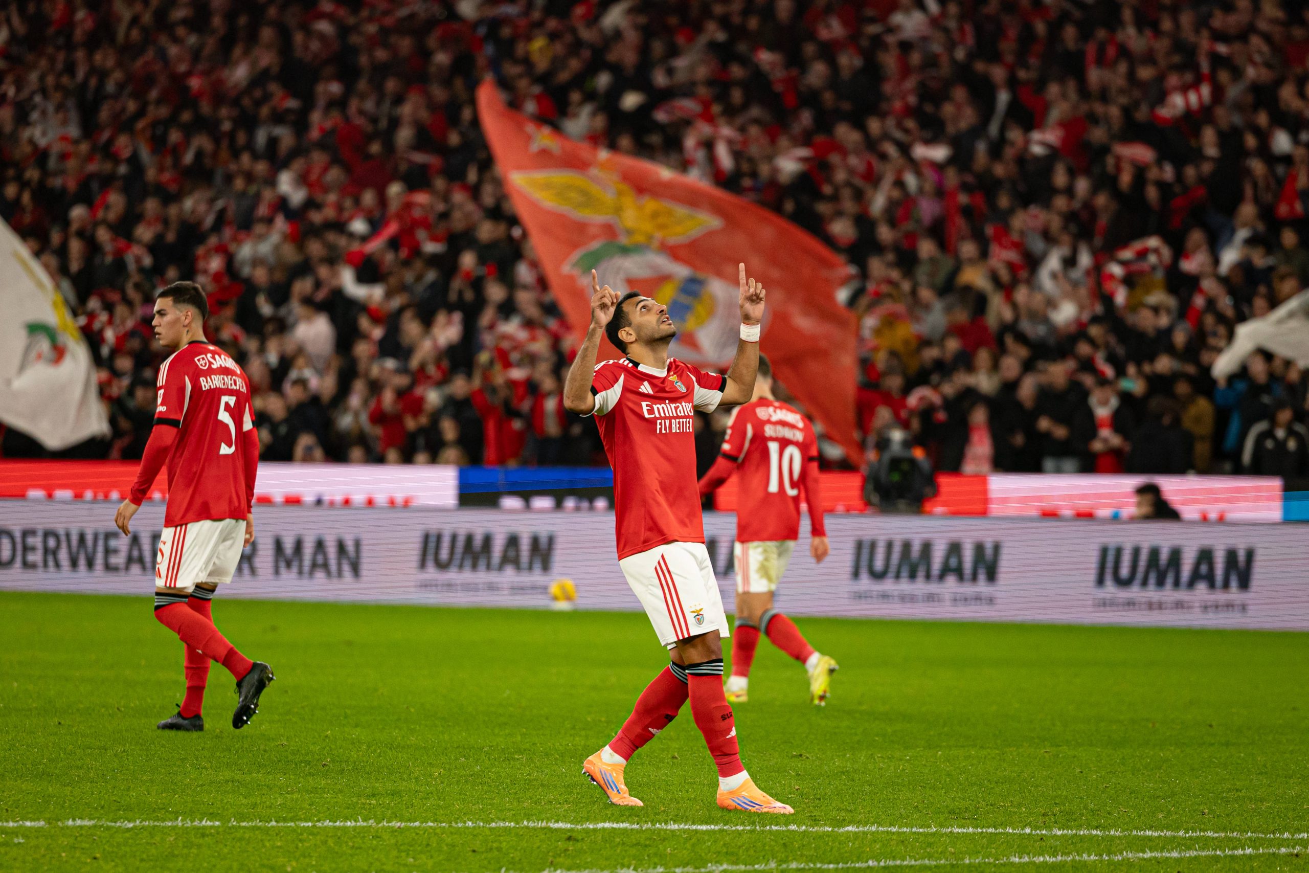 Μάχες σε Αγγλία, Ιταλία και Πορτογαλία