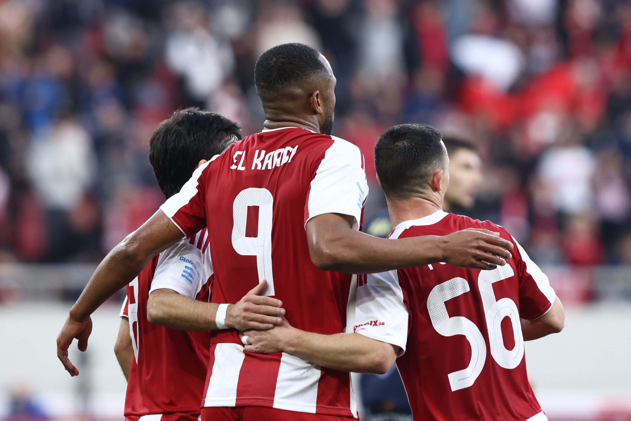 Για τη νίκη ο Ολυμπιακός στο Άμστερνταμ