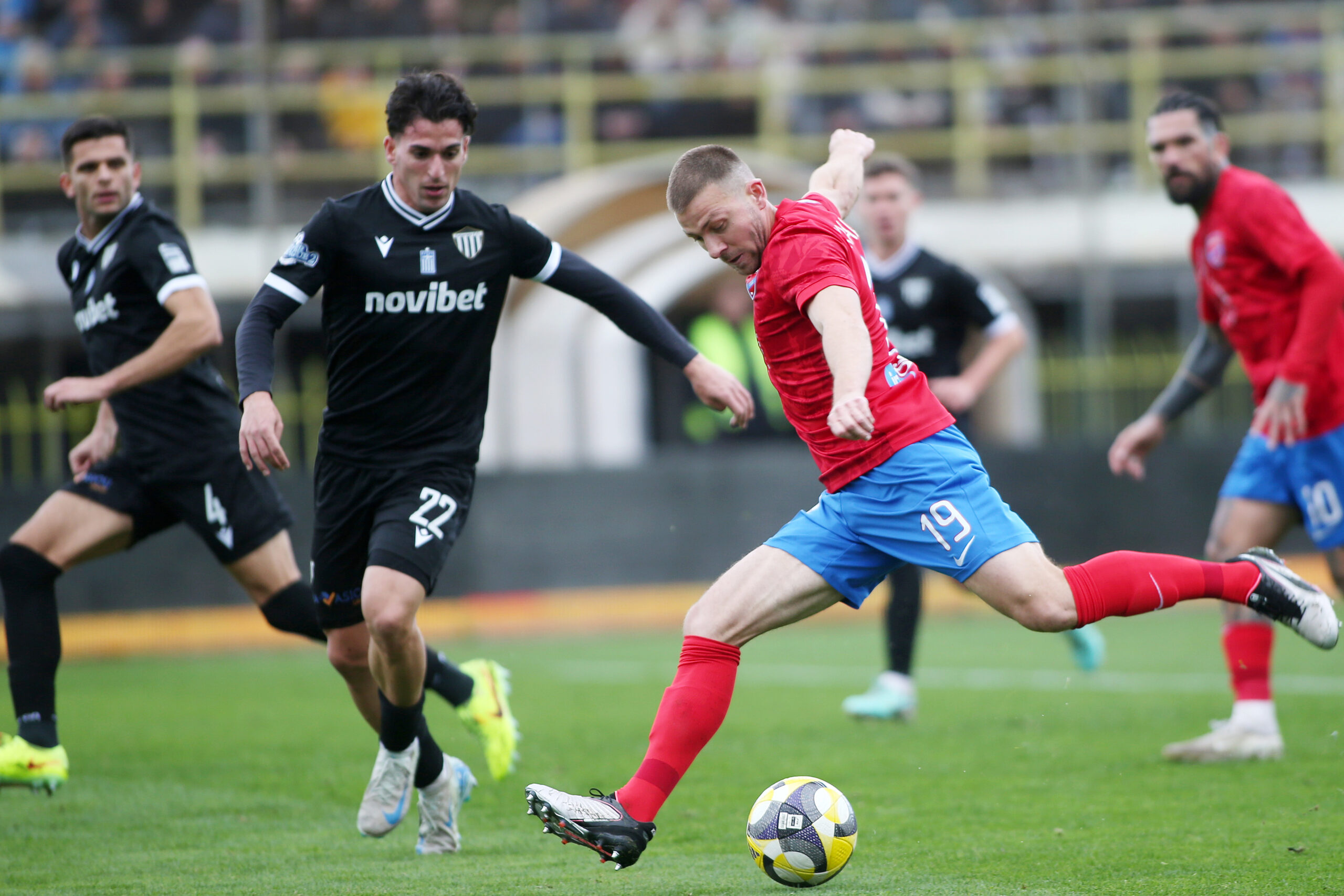 Σημαντικά παιχνίδια στη Super League 1 & 2