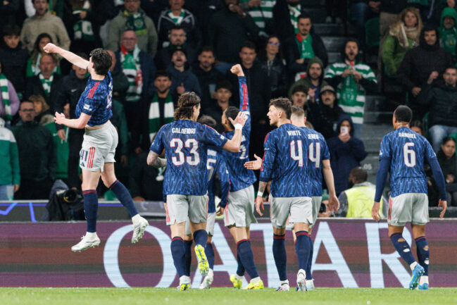 Εντός έδρας αγωνίζονται Άρσεναλ, Μπαρτσελόνα και Ντόρτμουντ