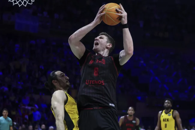 FIBA &Delta;&iota;&eta;&pi;&epsilon;&iota;&rho;&omega;&tau;&iota;&kappa;ό &Kappa;ύ&pi;&epsilon;&lambda;&lambda;&omicron; : &Rho;ί&tau;&alpha;&sigmaf; &kappa;&alpha;&iota; &Mu;&pi;ό&kappa;&alpha; &sigma;&tau;&omicron; &pi;&rho;&omicron;&sigma;&kappa;ή&nu;&iota;&omicron;